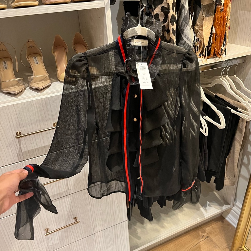 HONEY- Parisian style blouse- Brand new with tags